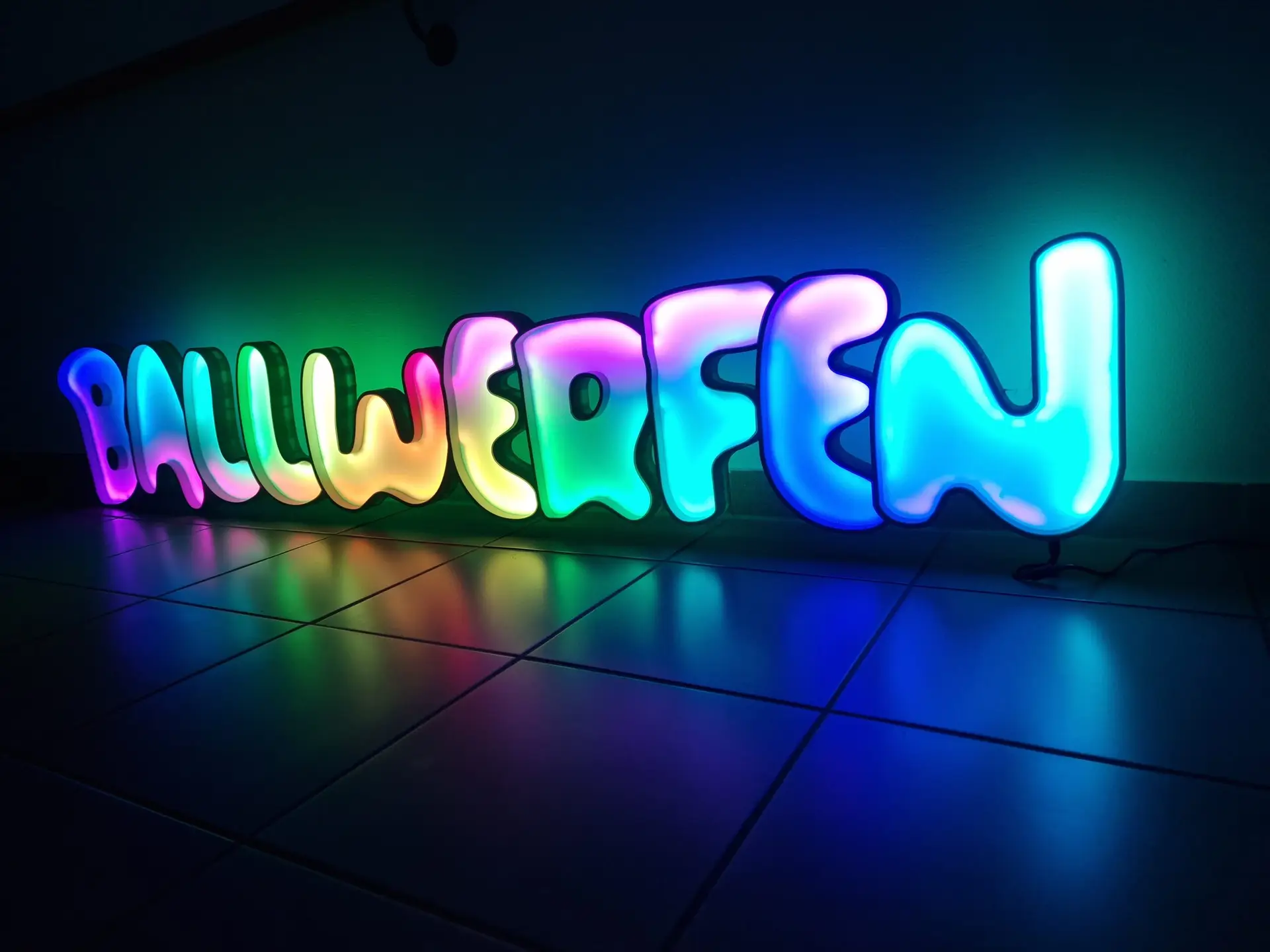 20240518_140518 LED Namensschild – Bild 4